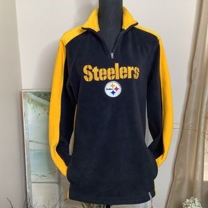 B-Reebok Pittsburgh Steelers warm & cozy pullover, 2 pockets, size extra large